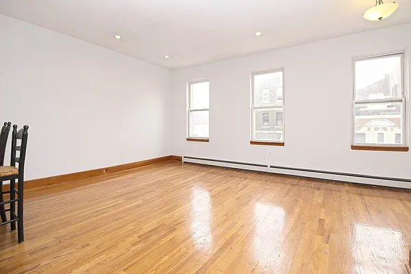 Rented by Modern Spaces | media 1