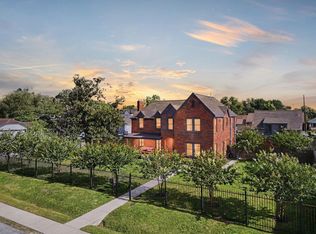 210 Coronado St, Houston, TX 77009