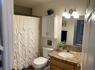 865 Lark Rd, Wrightwood, CA 92397