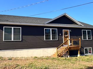 50 Hillcrest Ave, Lewiston, ME 04240