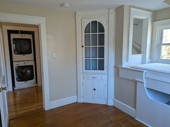 5th image of 38 Anthony St