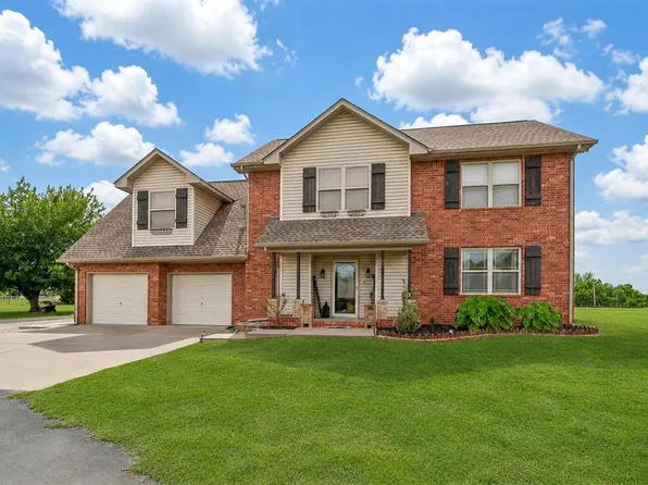 2120 NW 22nd St, Newcastle, OK 73065