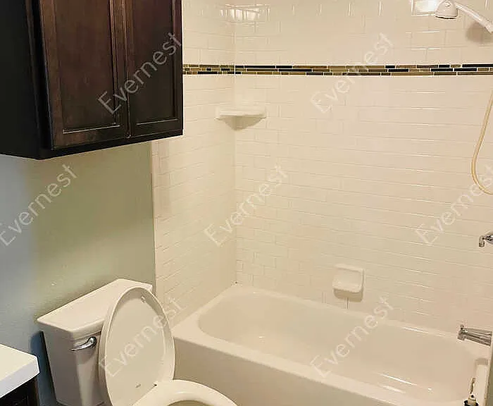 111 Riverside Ave — Photo 9