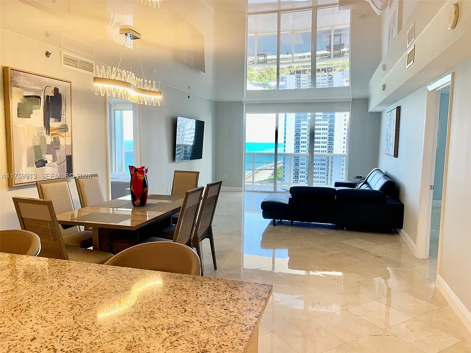 1830 S Ocean Dr #1503