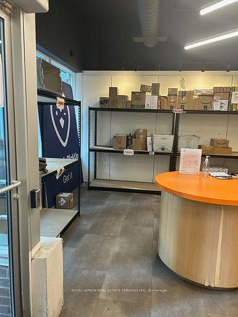 2nd image of 609 Church St