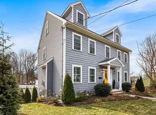 122 Lowell St, Reading, MA 01867