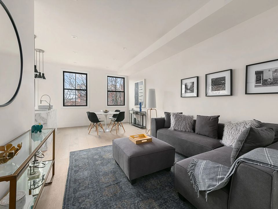 1st image of 617 Warren St Floor 3