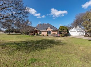 223 Highland Dr, Aledo, TX 76008