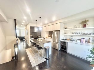 193 Sabina Dr, Oakville, ON L6H0L4