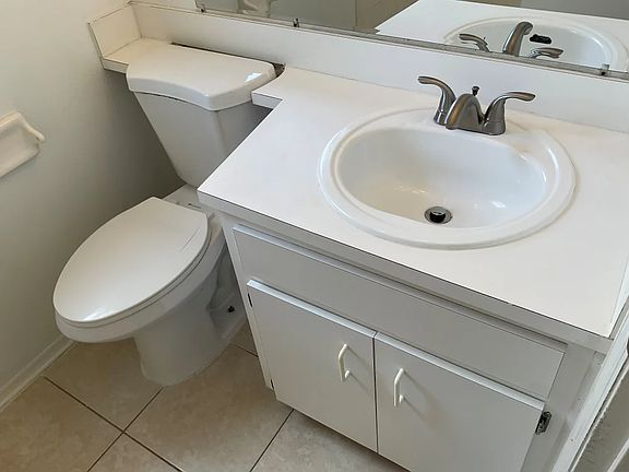 2nd image of 722 Waterbridge Dr
