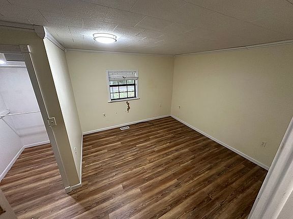 5th image of 5612 Maple St