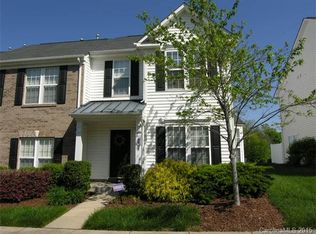 4943 Sunburst Ln, Charlotte, NC 28213