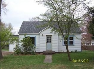 5095 Hunt St, Montague, MI 49437