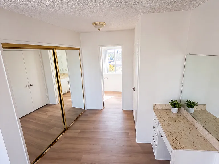 4717 Don Lorenzo Dr #14 — Photo 9