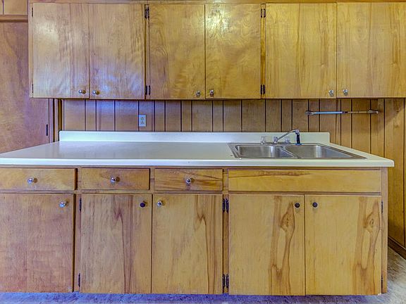 5th image of 1619 Broadhill Dr