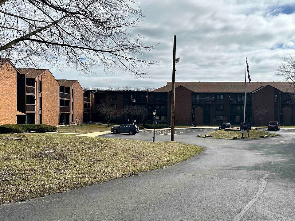 1st image of 2929 Sunnyside Dr #165D