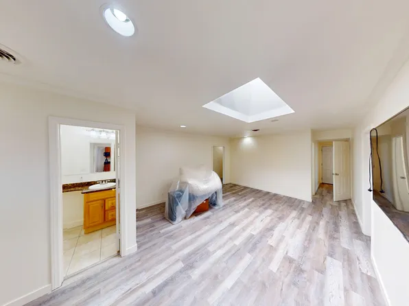 4933 63rd St, San Diego, CA 92115