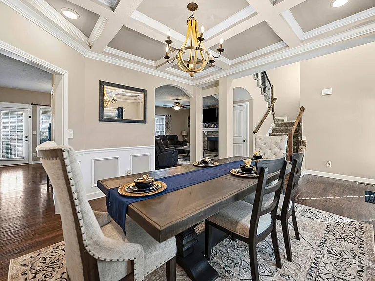 3747 Windmill Dr — Photo 21