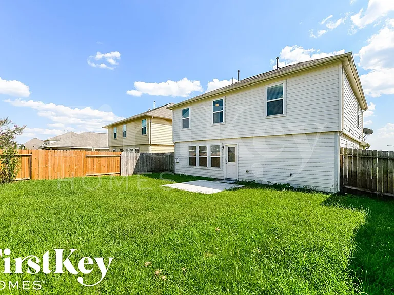 9909 Hyacinth Way — Photo 15