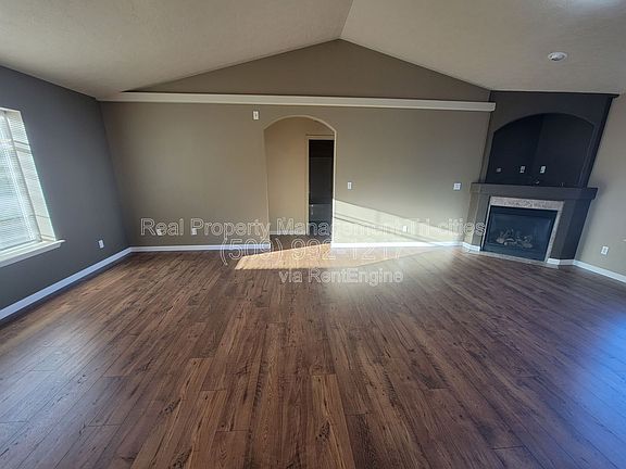 3rd image of 6303 La Salle Ln