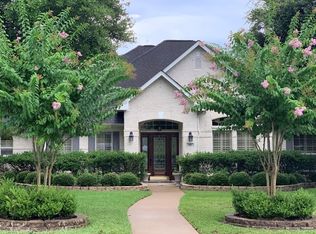 10 Westwood Dr E, Trinity, TX 75862