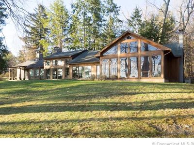 117 Interlaken Rd, Lakeville, CT, 06039