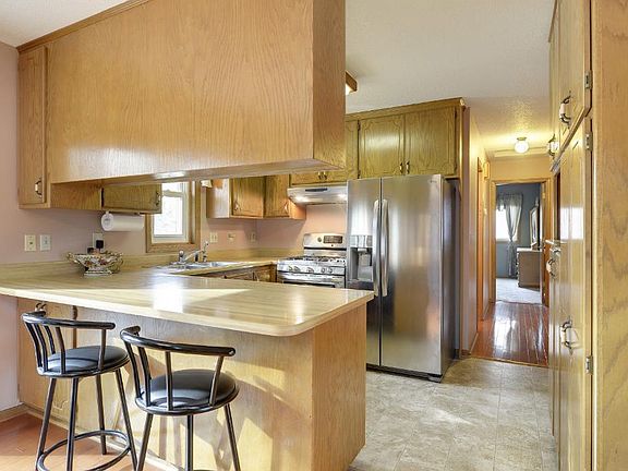 4th image of 13584 Hidden Creek Dr NW