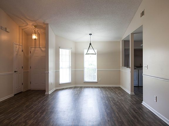 4th image of 10946 Copper Hill Dr
