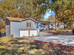 102 Warren Pl, Dickson, TN 37055