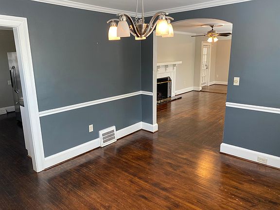5th image of 21 N Park Dr