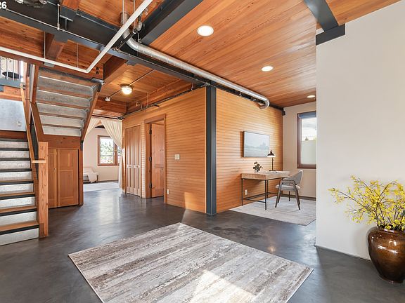 4th image of 321 Mill St #4