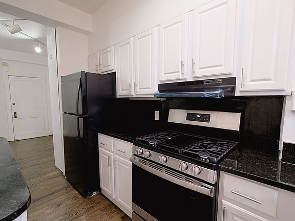 5th image of 1705 Lanier Pl NW APT 205