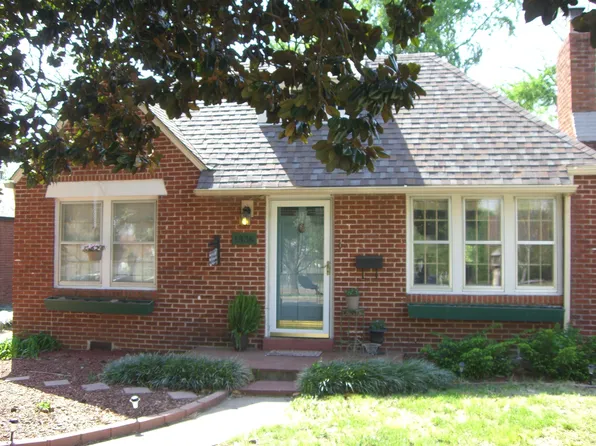 1936 S Florence Pl, Tulsa, OK 74104