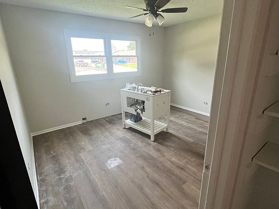 2nd image of 1328 Potomac Pl APT 3