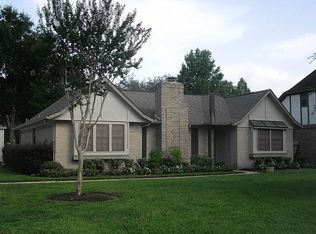 1004 Tipperary Ave, Friendswood, TX 77546