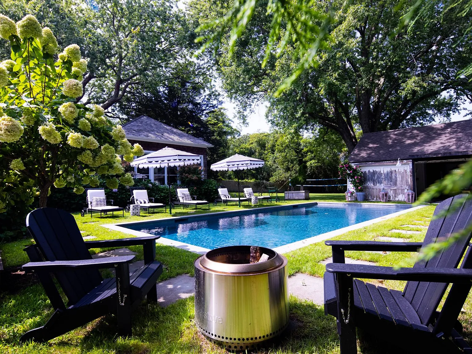 A Design-Forward Hamptons Escape Featured in HC&G — Photo 4