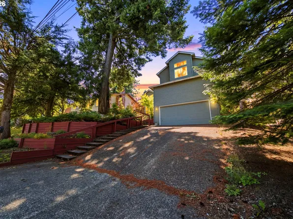 5002 SW Vacuna St, Portland, OR 97219