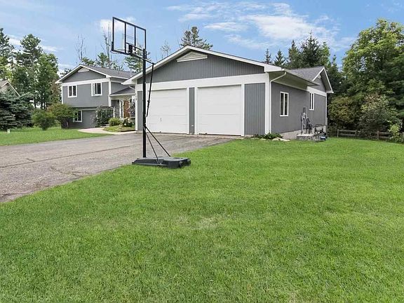 2nd image of 409 Lamoreaux Dr