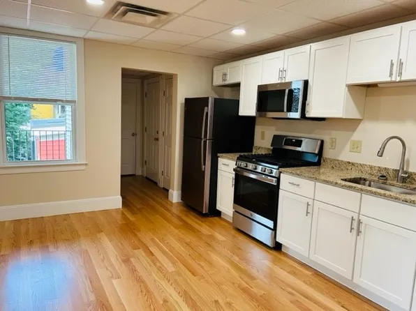 27 Putnam Ave, Cambridge, MA