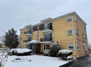 5100 W 79th Pl #2S, Burbank, IL 60459