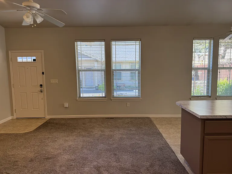 2350 NE Mary Rose Pl #2 — Photo 7