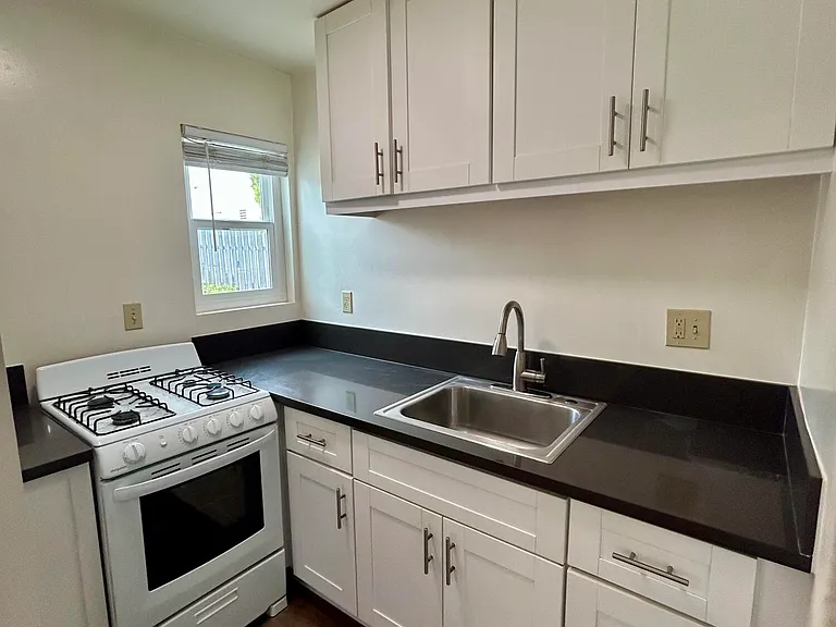 47 Ocean View Ave #6 — Photo 4