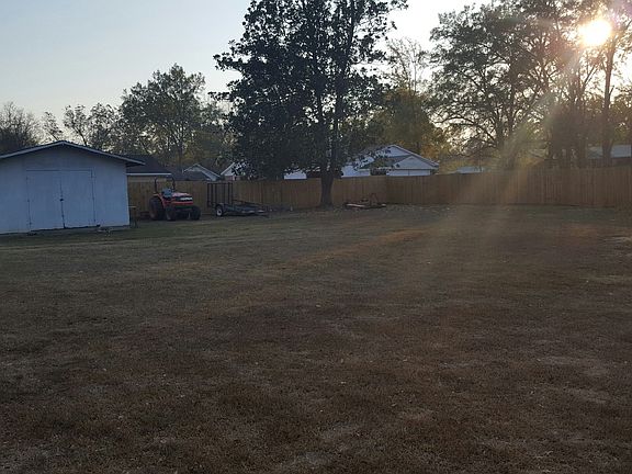 Rest of the yard and Shop