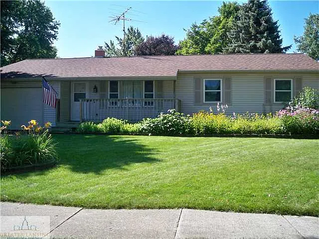 218 Fleming St photo 1