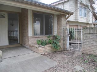 12154 Huntington Venture Dr, Houston, TX 77099