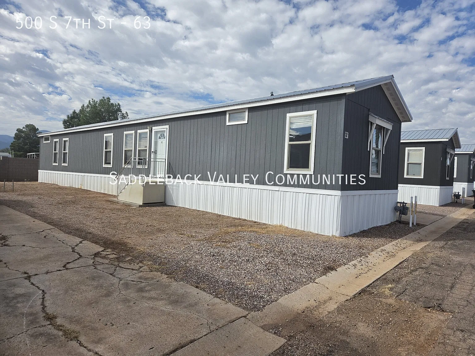 Beautiful 3b/2bath Manufactured Home — Photo 2