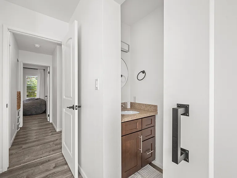 4461 Kamoa Rd #E11 — Photo 1