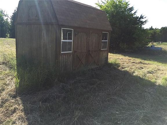 5th image of 6522 Farm Road 275 S