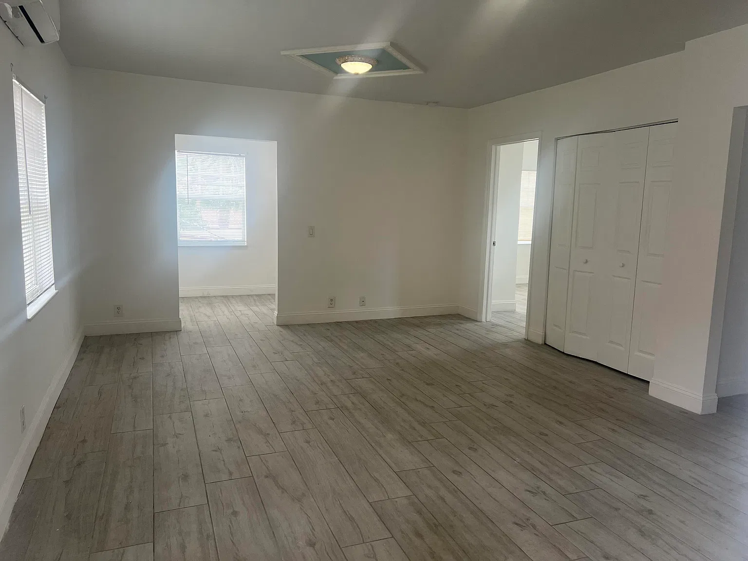 1 bed, 1.0 bath, 4792 sqft, $1,750 — Photo 3