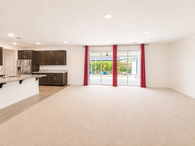 2345 Raphael Way — Photo 3